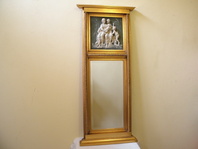 ZRCADLO VE ZLATÉM RÁMU S RELIÉFEM 117x52cm