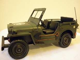 VELKÝ KOVOVÝ MODEL AUTA - JEEP WILLYS