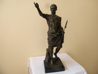 VELKÁ BRONZOVÁ SOCHA 63 cm - AUGUSTUS