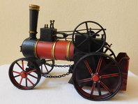PARNÍ STROJ - KOVOVÝ MODEL