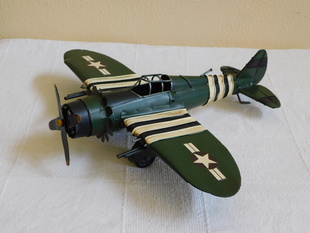 DOUGLAS - KOVOVÝ MODEL LETADLA