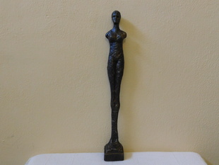 LITINOVÁ SOCHA - ŽENA