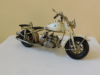  KOVOVÝ MODEL MOTORKY VETERÁN