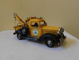 ODTAHOVKA - KOVOVÝ MODEL AUTA