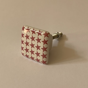 PORCELÁNOVÁ ÚCHYTKA