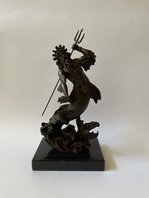 POSEIDON - BRONZOVÁ SOCHA NA MRAMOROVÉM PODSTAVCI