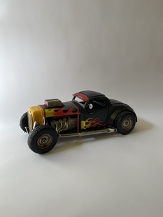 KOVOVÝ MODEL AUTA - DRAGSTER