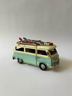 KOVOVÝ MODEL AUTA - VOLKSWAGEN TRANSPORTER T1