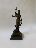 ŘÍMSKÁ BOHYNĚ SPRAVEDLNOSTI - BRONZOVÁ SOCHA JUSTICE