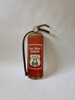   GET YOUR KICKS US 66 - PLECHOVÁ CEDULE HASÍCÍ PŘÍSTROJ