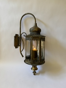 NÁSTĚNNÁ KOVOVÁ LUCERNA 68 cm