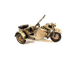 KOVOVÝ MODEL MOTORKY SE SAJDKÁROU