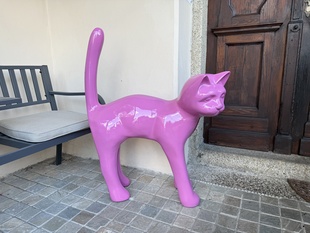 RŮŽOVÁ KOČKA - VELKÁ SOCHA 101 cm