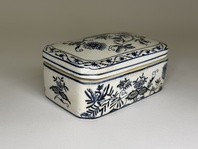 PORCELÁNOVÁ DÓZA S VÍKEM OBDELNÍK - CIBULÁKOVÝ VZOR