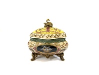 PORCELÁNOVÁ DÓZA S VÍKEM - ÚCHYT LABUŤ