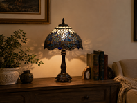 ELEGANTNÍ STOLNÍ LAMPA VE STYLU TIFFANY